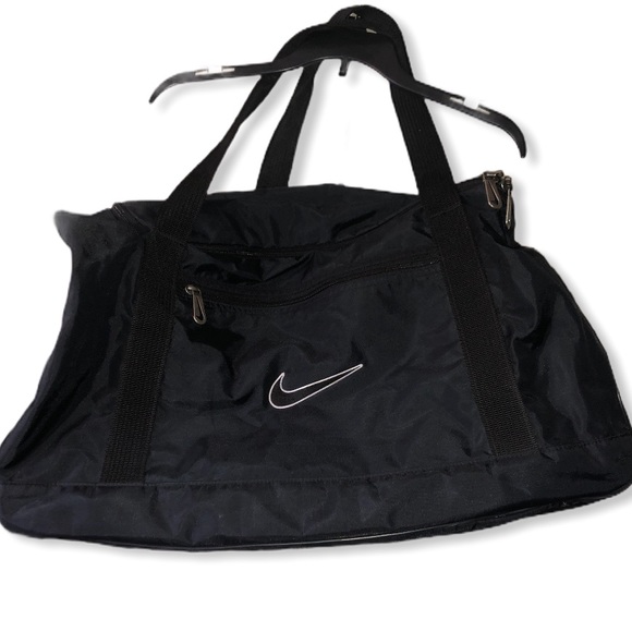 Nike Other - Nike vintage duffle bag huge black nice condition